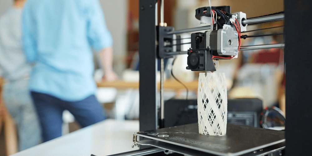 The Role of 3D Printing Technology in Revolutionizing Manufacturing Processes