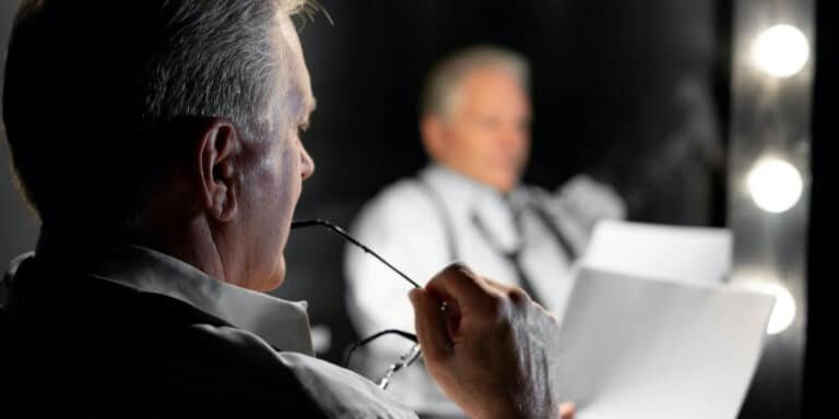 Robert J. Smith, MFA to Co-Author Book on Implementing Proven Influence and Persuasion Strategies with Co-Founding Members of The Cialdini Institute