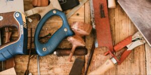 The Renaissance of Hand Tools: Albert Albertyn Rediscovering Woodworking's Roots