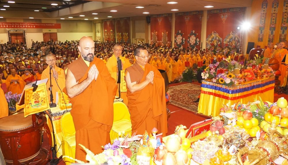 Global Commemoration of the Holy Birthday of H.H. Dorje Chang Buddha III Brings Together Devotees Across Nations