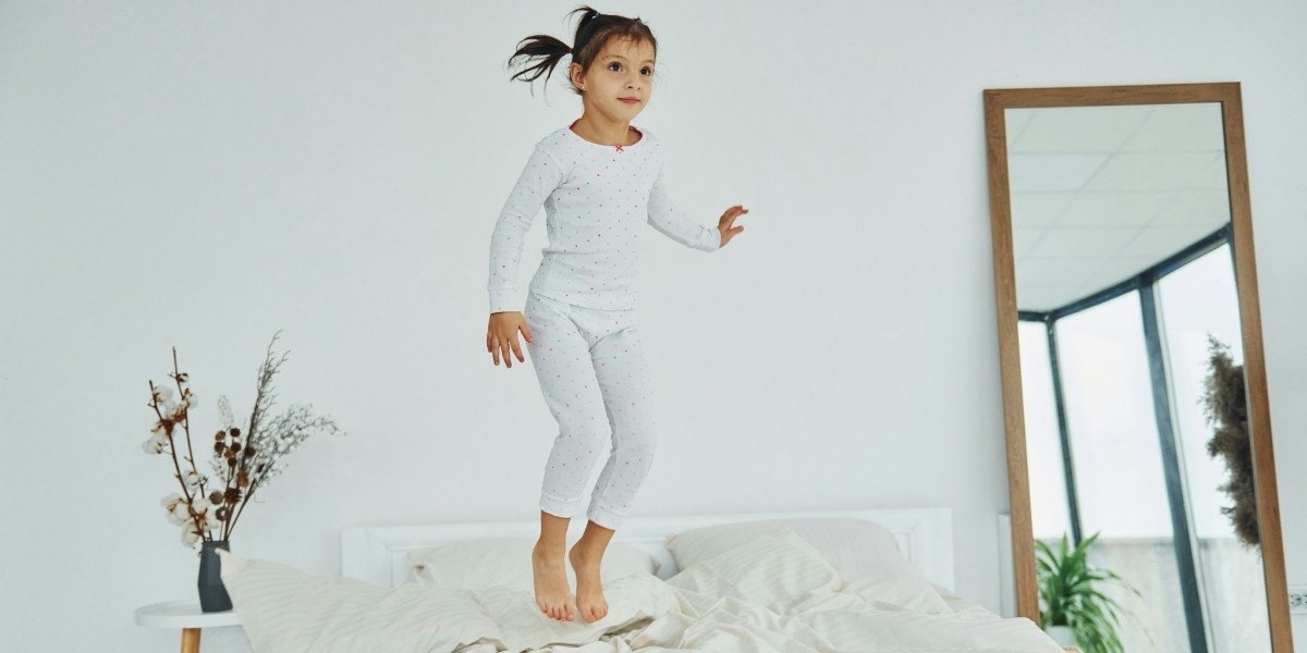 Stop Tossing and Turning: How to Find the Right Sleeping Position