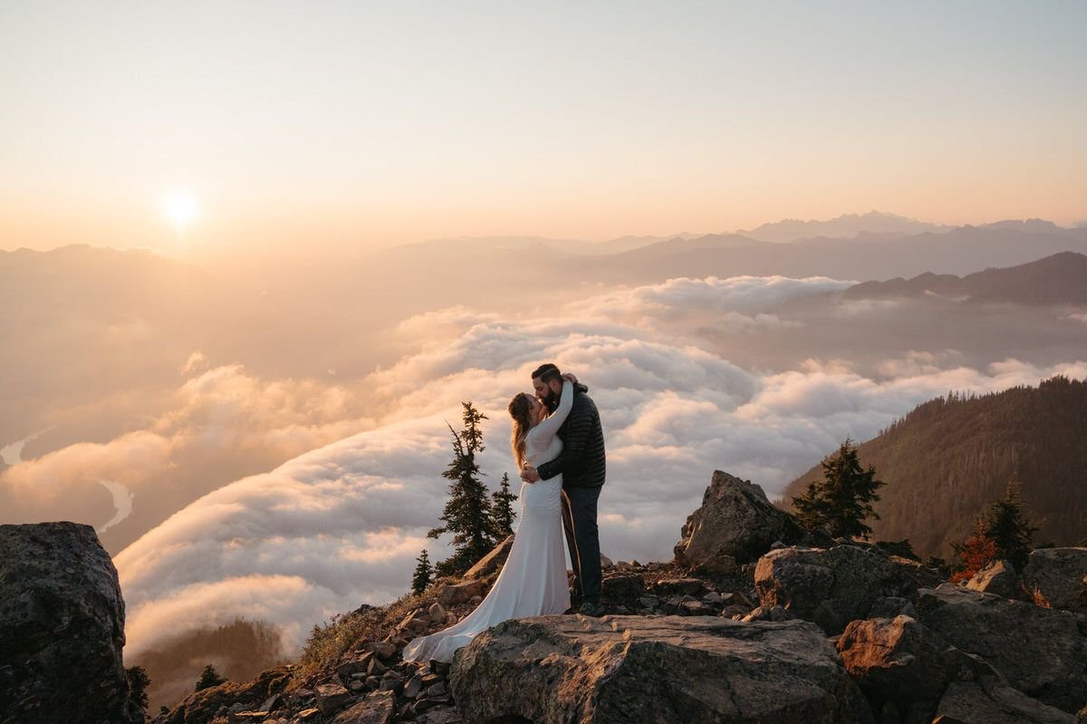 The Rise of Hiking Weddings and the Couples Redefining Love Outdoors