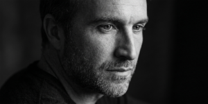 From New York to Dubai: How Raphael Macek Built a 45-Country Fine Art Empire