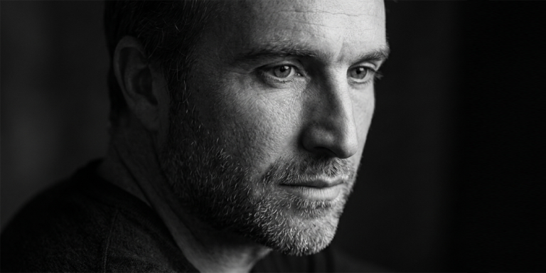 From New York to Dubai: How Raphael Macek Built a 45-Country Fine Art Empire