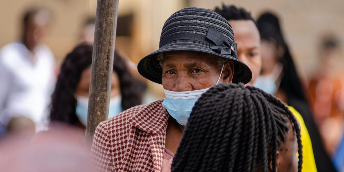 WHO Congo Ebola Outbreak Outpacing Response, 700 Dead